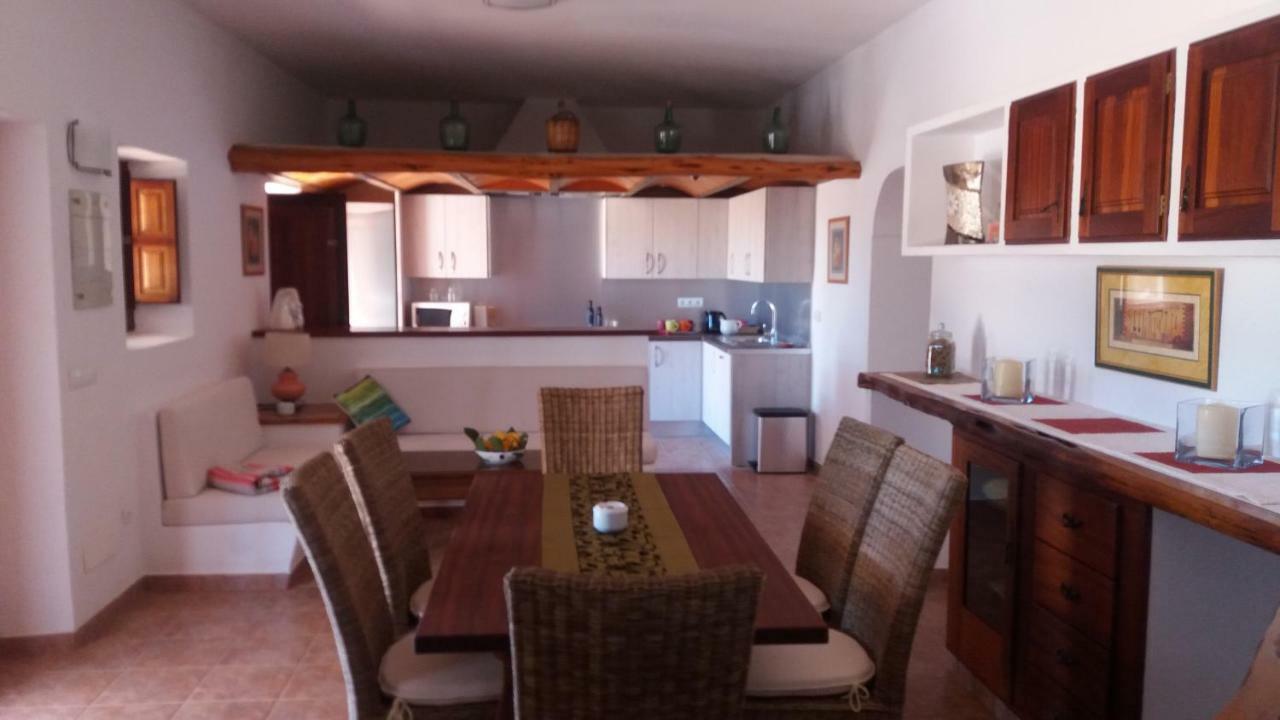 Villa Can Cosmi Santa Eulària des Riu Extérieur photo